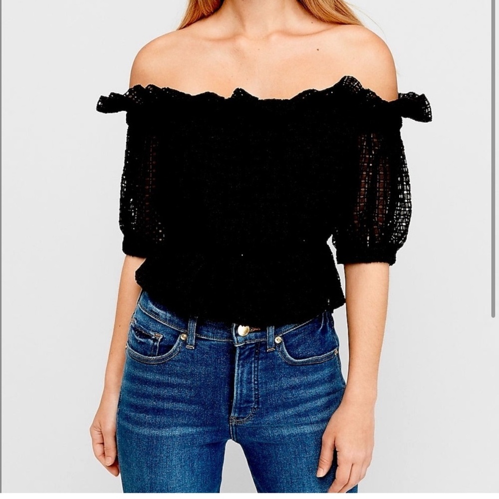 EXPRESS OFF THE SHOULDER‎ RUFFLE EYELET LACE CROPPED TOP!